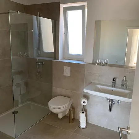 Twenty-punat Apartment