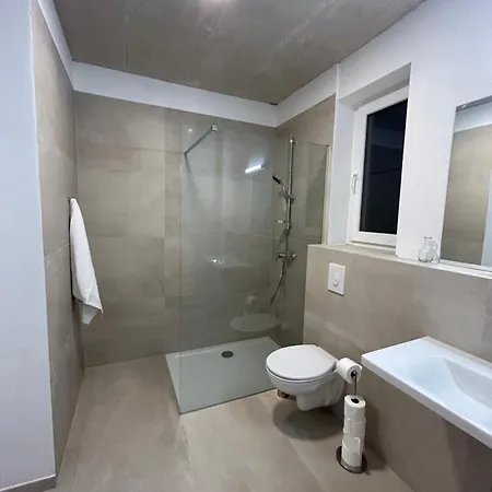 Twenty-punat Apartment *