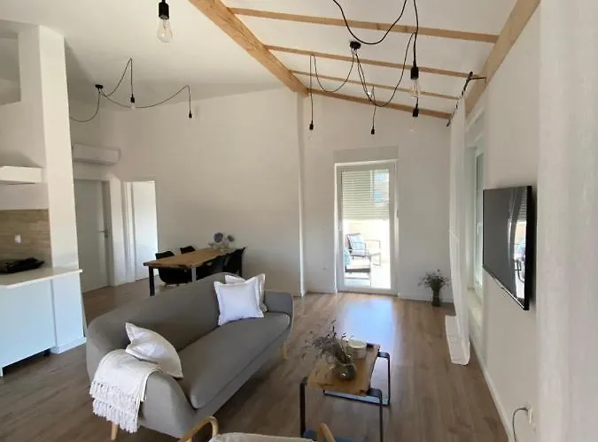 Twenty-punat Apartment *