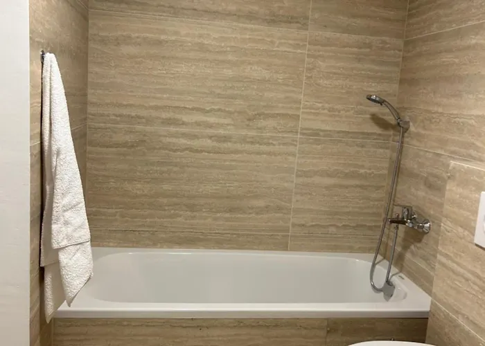 Twenty-punat דירה *